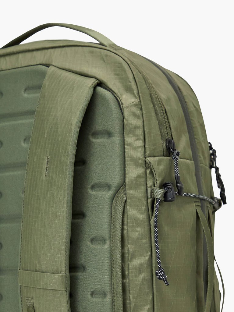 Pakt Cero Travel Backpack 35l In Cypress — image 4 of 8